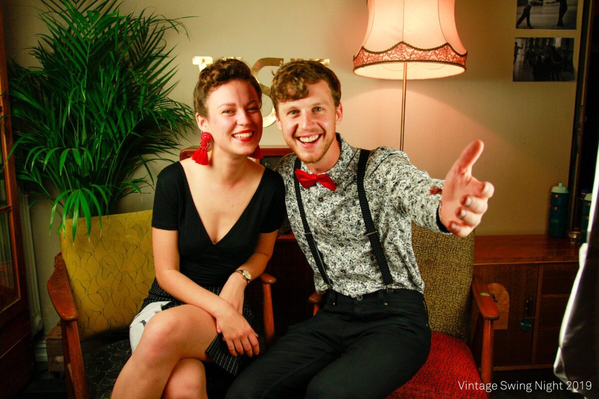 Monday Night Swing  + Beginners Lindy Hop Class 21/2